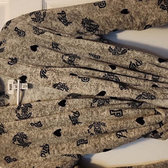 VICTORIA SECRET ROBE - Picture 2 of 4